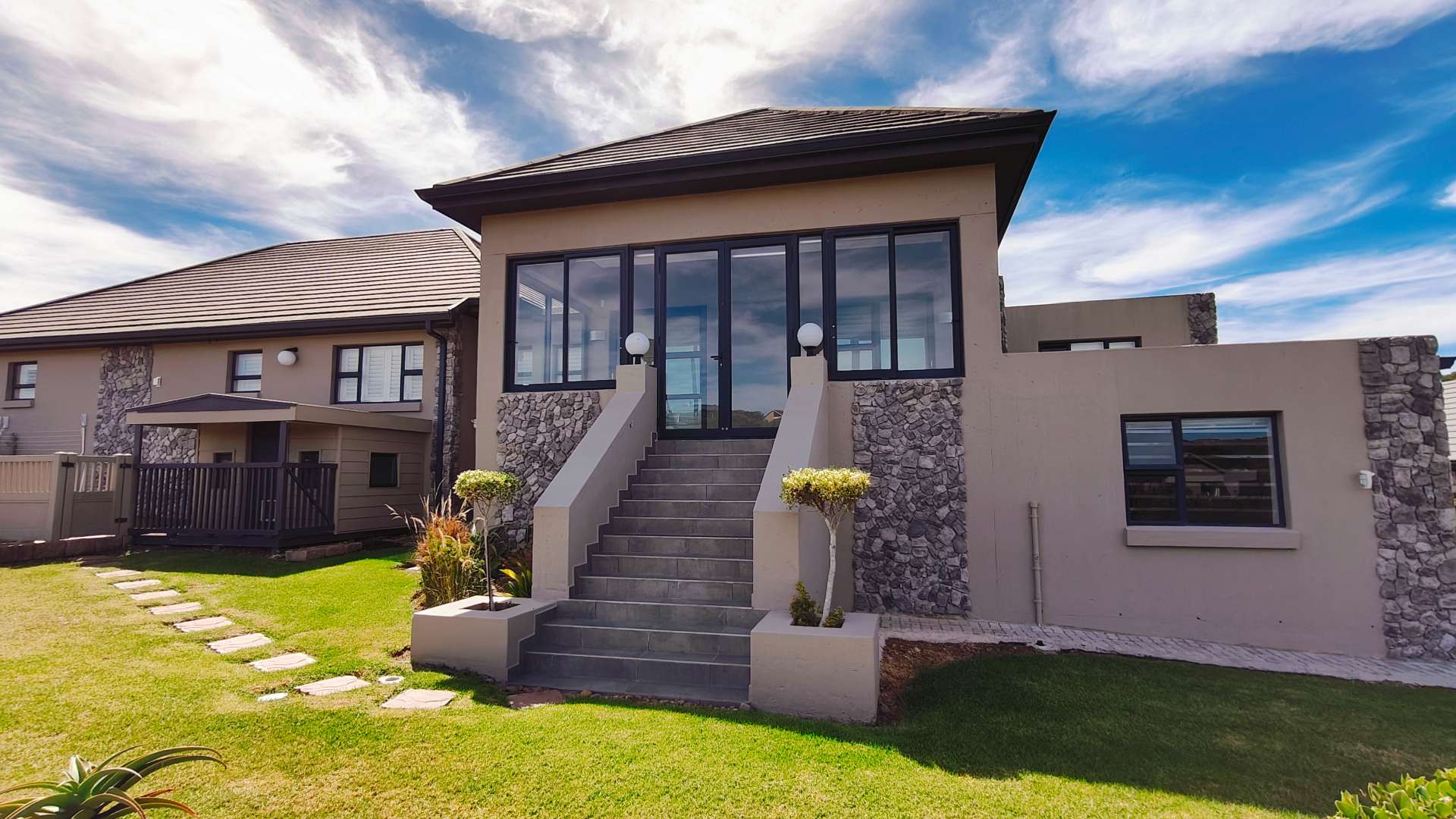 5 Bedroom Property for Sale in Num Num Cape Estate Western Cape